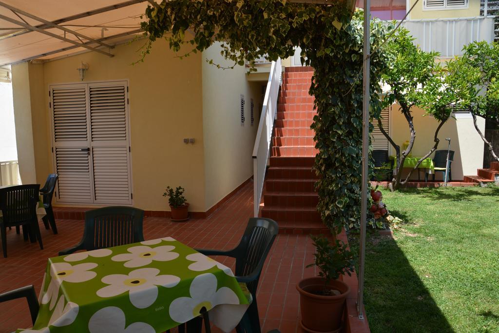 Apartments Gareta Gradac  Exterior foto