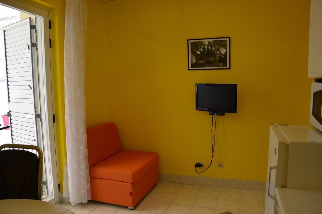 Apartments Gareta Gradac  Cameră foto